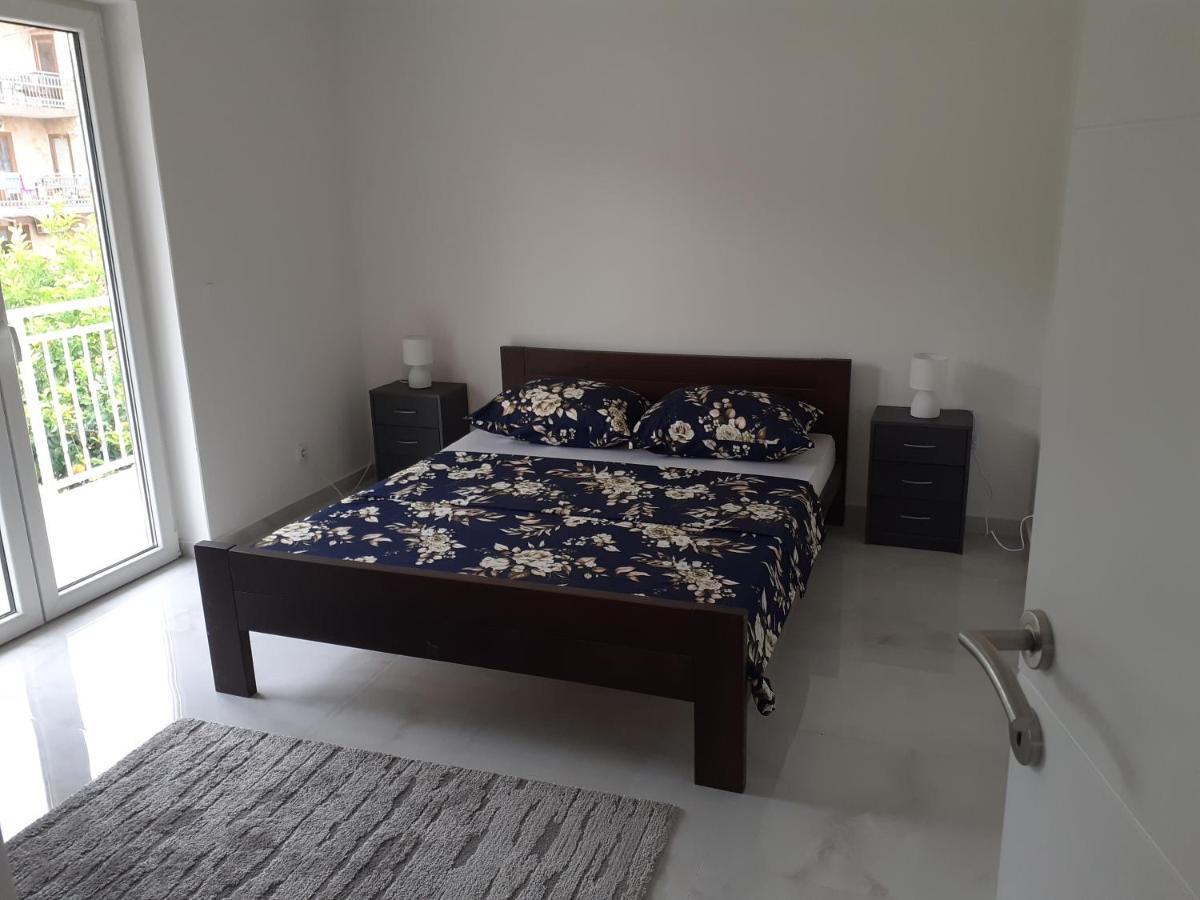 Apartmani Miletić Jelsa  Exterior foto