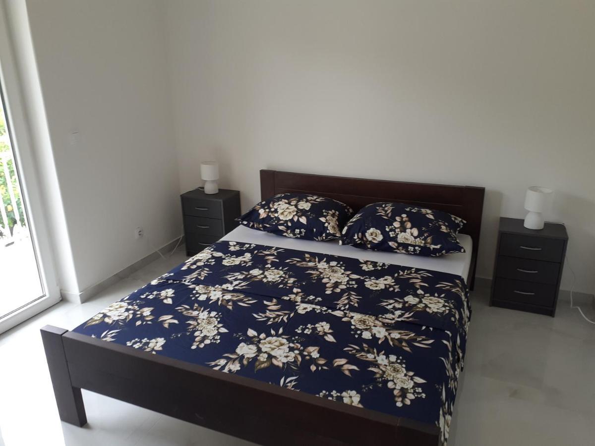Apartmani Miletić Jelsa  Exterior foto