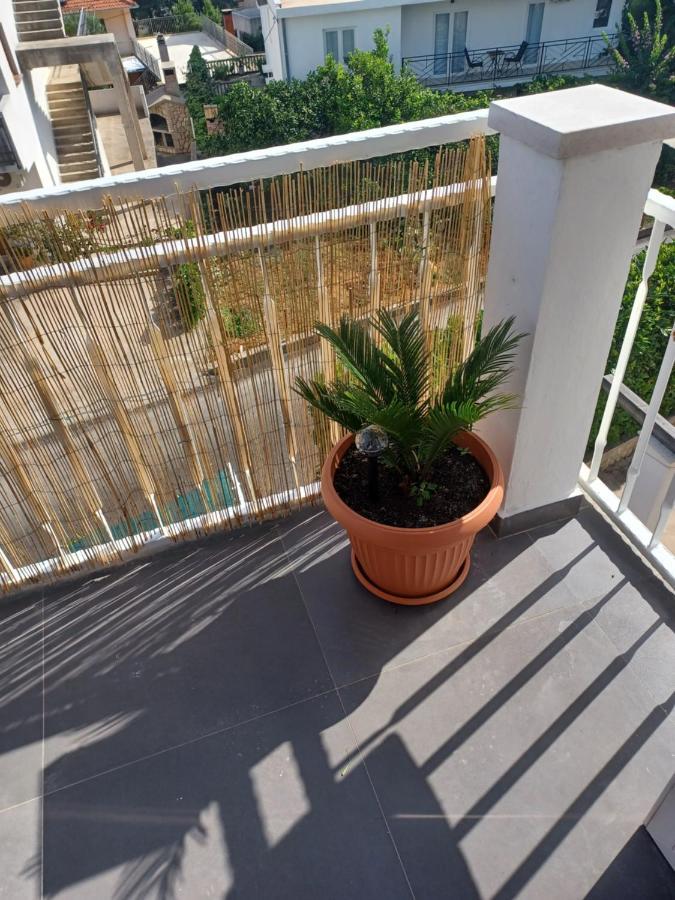 Apartmani Miletić Jelsa  Exterior foto