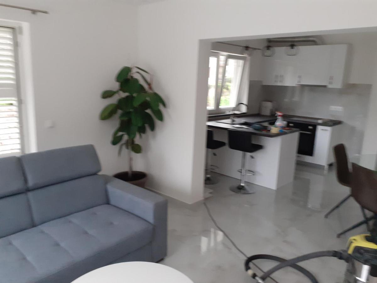Apartmani Miletić Jelsa  Exterior foto