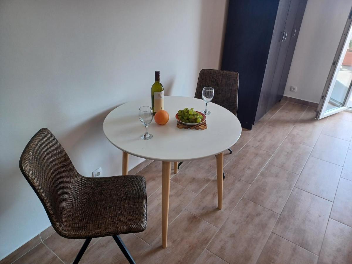 Apartmani Miletić Jelsa  Exterior foto