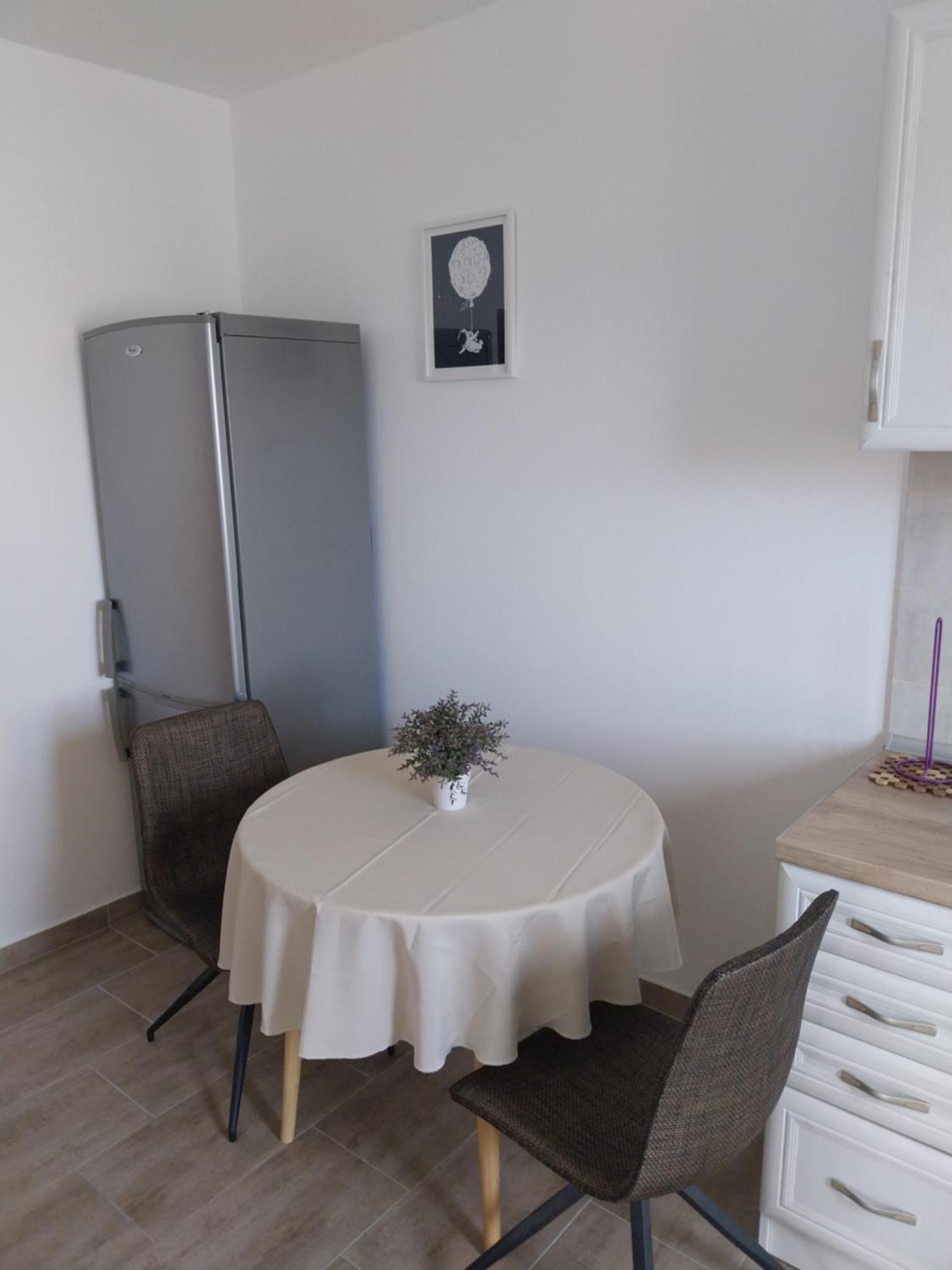 Apartmani Miletić Jelsa  Exterior foto