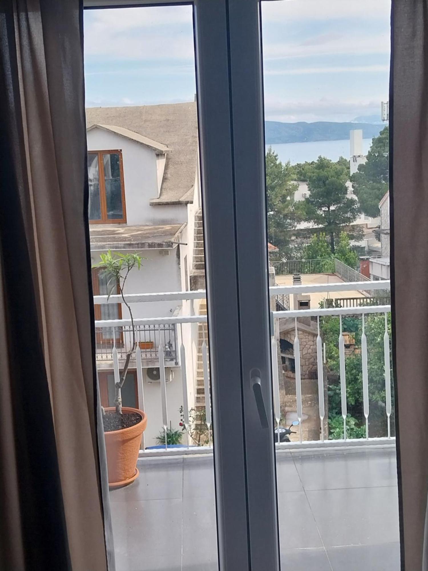 Apartmani Miletić Jelsa  Exterior foto